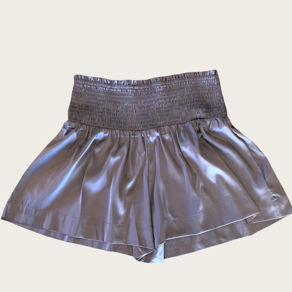 TCEC Silky Smocked Waist Shorts - Picture 2 of 3